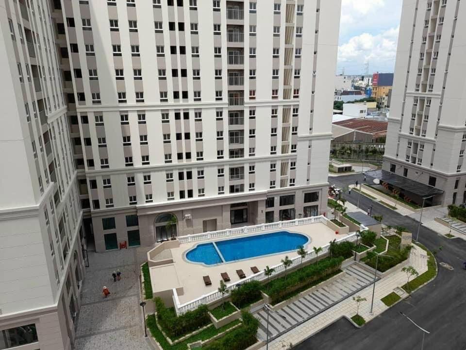 Can Ho Cao Cap Imperial Place Ho Chi Minh-byen Eksteriør bilde